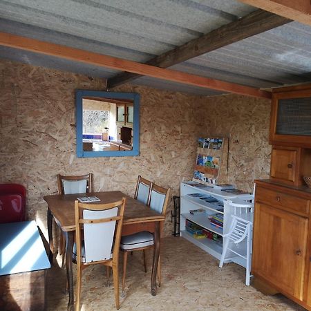 Sous Les Toiles De Pautilou Hotel Molles Екстериор снимка